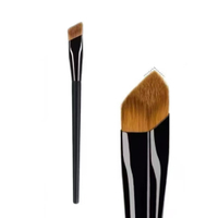 High-quality Concealer Brush with Double-sided Sloped Axe Design for Precise Makeup Application